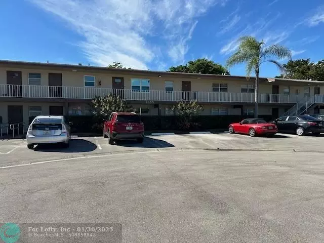 7355 NW 5th Ct  #201, Margate, FL 33063