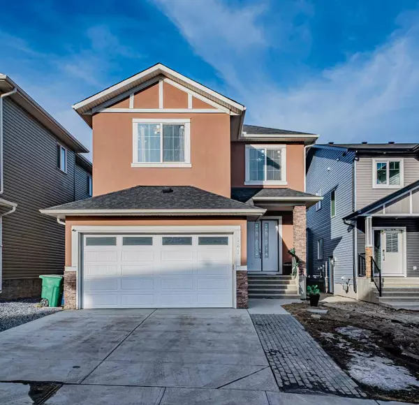 141 Baysprings GDNS SW, Airdrie, AB T4B 5C5