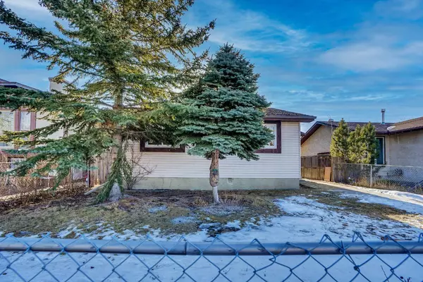 167 Falsby RD Northeast, Calgary, AB T3J 1B7