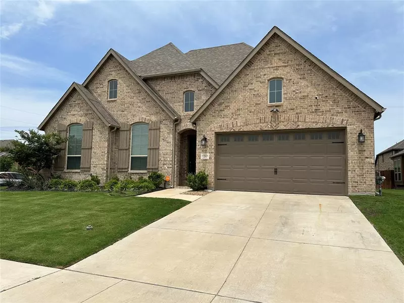 201 Sahara Drive, Waxahachie, TX 75165