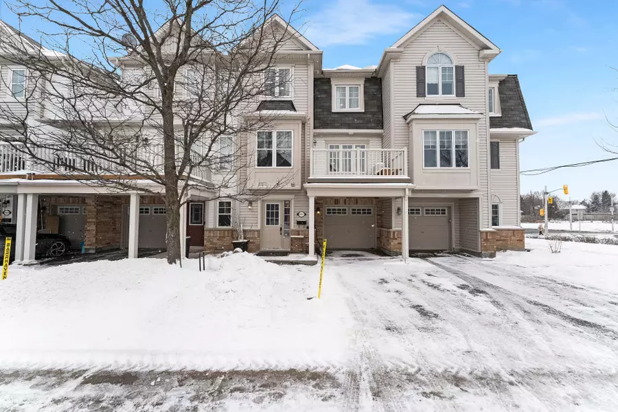 1567 Haydon CIR, Barrhaven, ON K2J 0K5