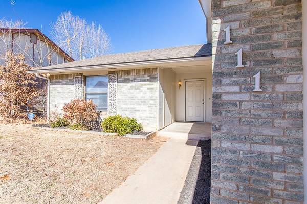 111 London Lane, Midwest City, OK 73110