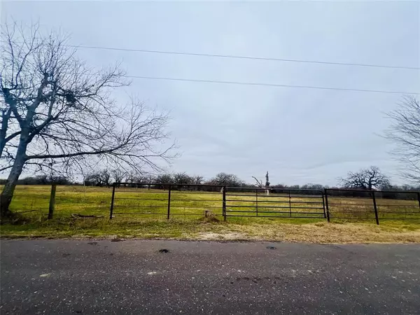 Greenville, TX 75401,2552 County Road 4105