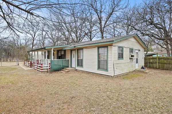 West Tawakoni, TX 75474,109 Seagrove Lane