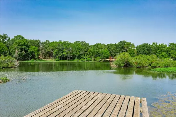 West Tawakoni, TX 75474,1632 E Crestway Drive