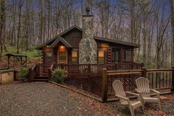 126 River Bend Trail, Ellijay, GA 30540