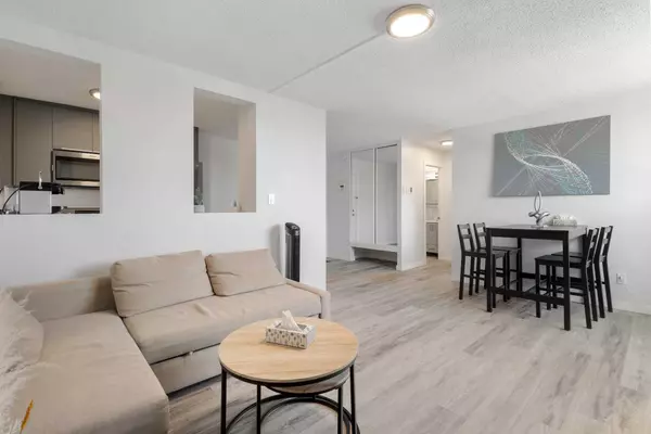 Calgary, AB T2N 1Z8,314 14 ST NW #305