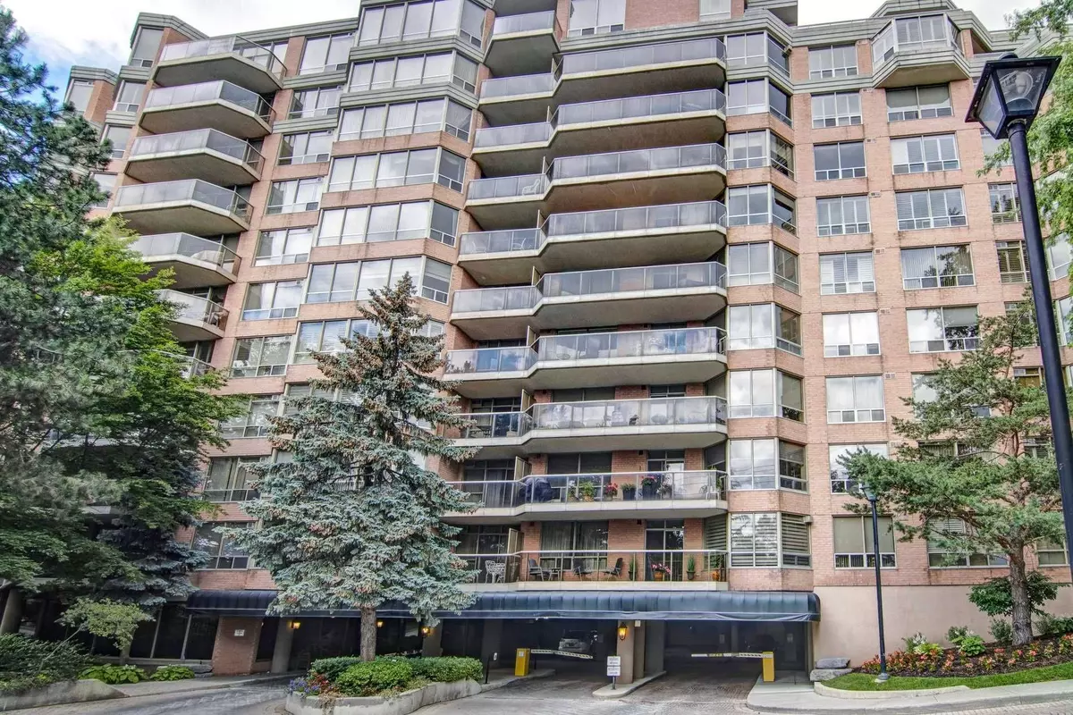 Toronto C15, ON M2K 2Y2,3181 Bayview AVE #201