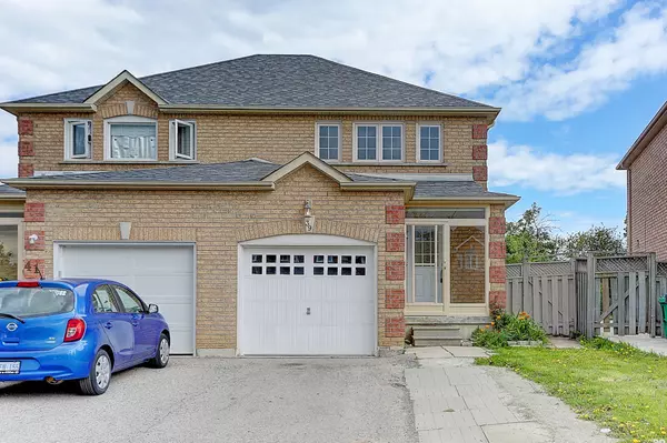 Brampton, ON L6Y 5B2,39 Caruso DR