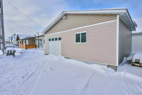 Timmins, ON P4N 2P9,213 Laidlaw ST