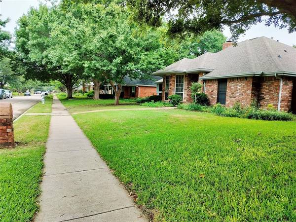 Carrollton, TX 75006,2533 Belmeade Drive