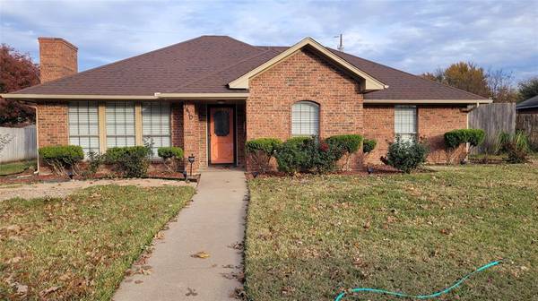 1410 Meadow Court,  Midlothian,  TX 76065