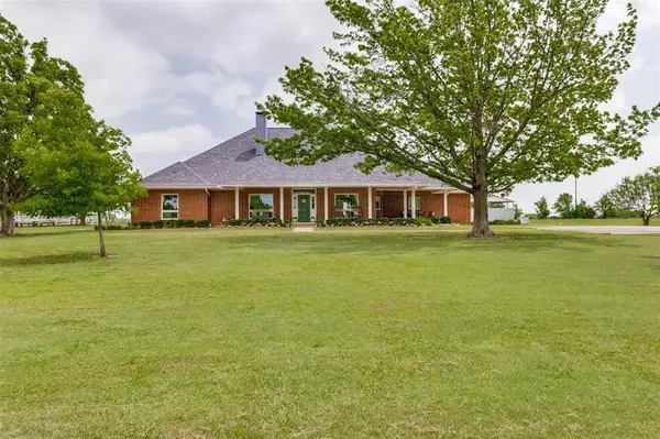 7532 Preston Road, Denison, TX 75020