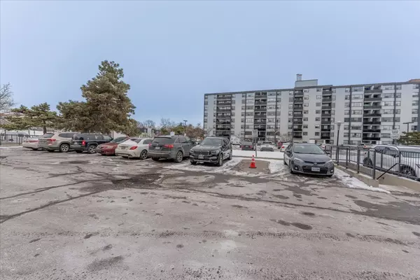 Mississauga, ON L4X 2S9,1335 Williamsport DR #204