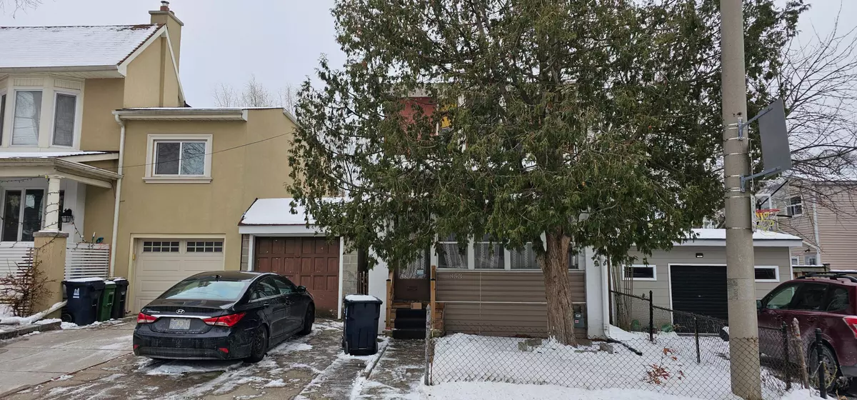 Toronto E03, ON M4C 2E9,853 Sammon AVE