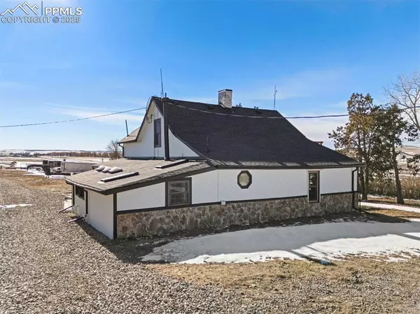 Franktown, CO 80116,7054 S Highway 83