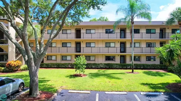 Delray Beach, FL 33484,15324 Lakes Of Delray Blvd  #304