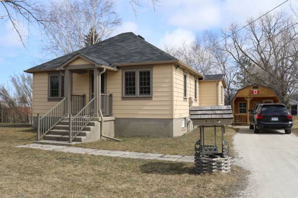 4427 124 COUNTY RD, Collingwood, ON L9Y 3Z1