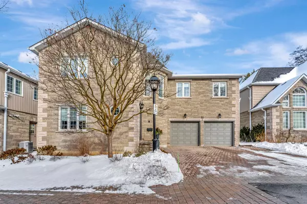 Guelph, ON N1G 1A2,25 Manor Park CRES #11