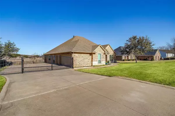 Joshua, TX 76058,703 Country Club Drive