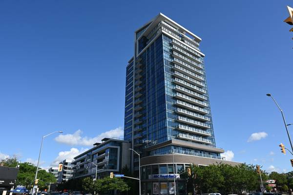 1 Hurontario ST #315, Peel, ON L5G 0A3