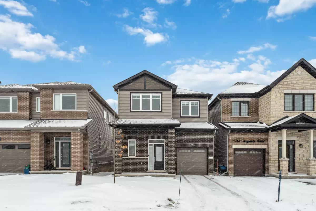 Barrhaven, ON K2J 6Y4,141 Maynooth CT