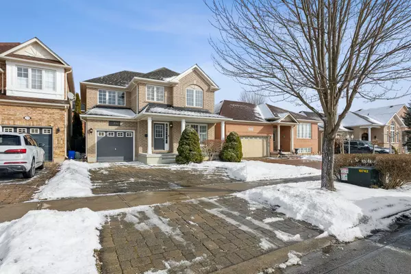 Oakville, ON L6M 4X2,2321 Grand Oak TRL