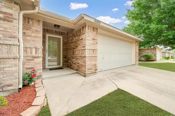 4405 Westcliffe Drive, Mansfield, TX 76063