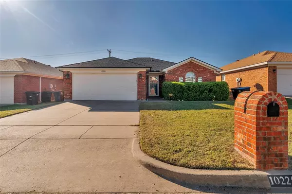 10225 Dallam Lane, Fort Worth, TX 76108