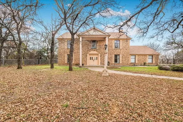 3 Greenbriar Court,  Mineral Wells,  TX 76067