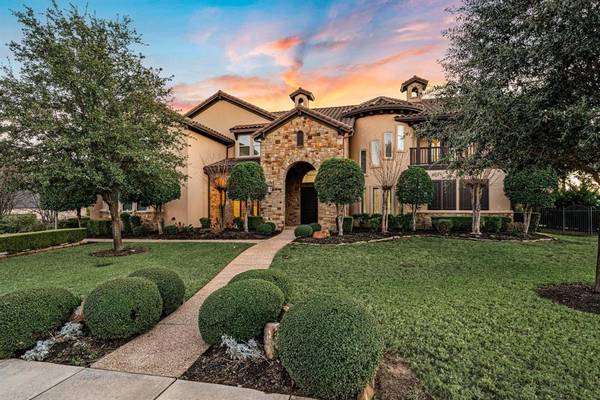 617 Rancho Laredo Trail, Southlake, TX 76092