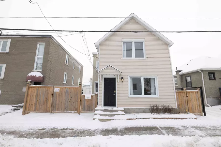 292 RICHELIEU AVE, Vanier And Kingsview Park, ON K1L 6K3