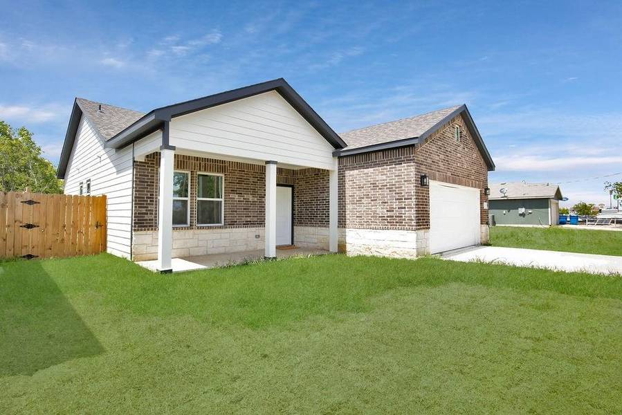 1708 E 10th Avenue, Corsicana, TX 75110