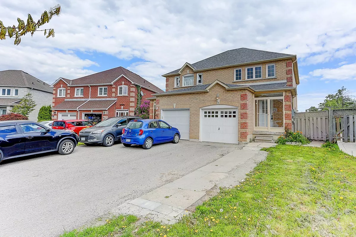 Brampton, ON L6Y 5B2,39 Caruso DR