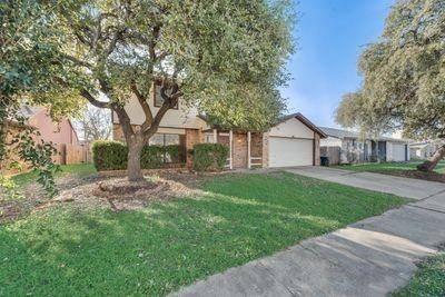 3401 Forest Creek Drive, Fort Worth, TX 76123