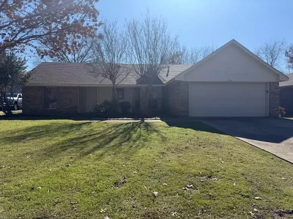 Grapevine, TX 76051,714 Lakewood Lane