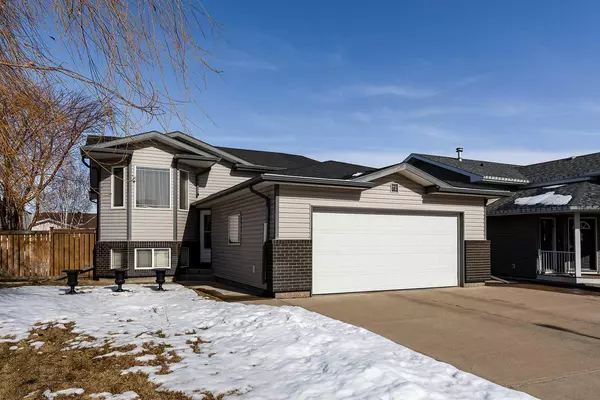 72 Hudson WAY Northeast, Medicine Hat, AB T1C 1Y3