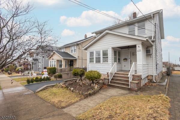 277 Illinois Ave, Paterson City, NJ 07503