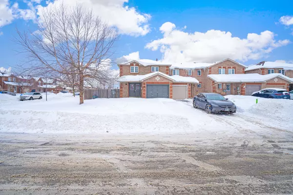 16 Epsom RD, Barrie, ON L4M 6R7