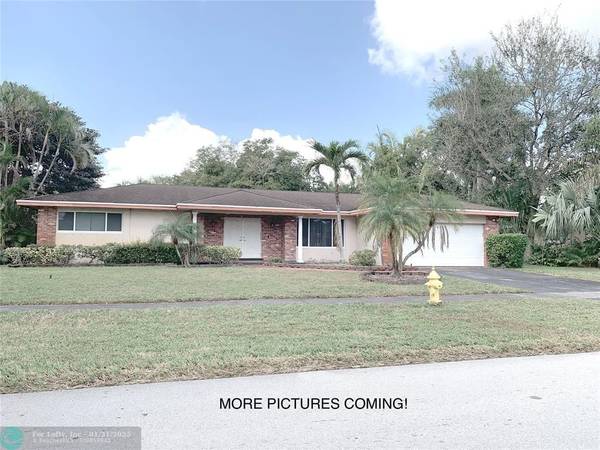 1401 SW 67th Ter, Plantation, FL 33317