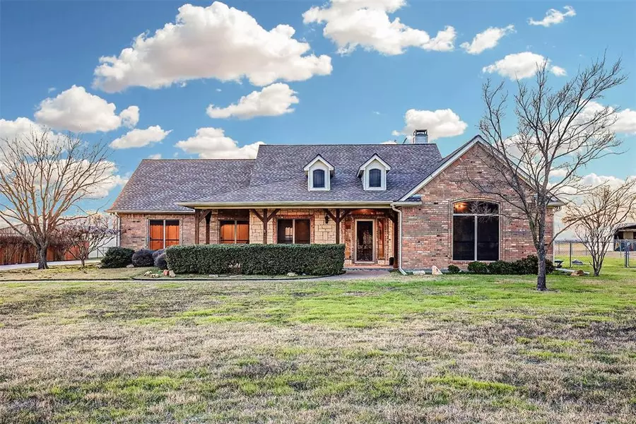 11851 Hill Country Circle, Ponder, TX 76259