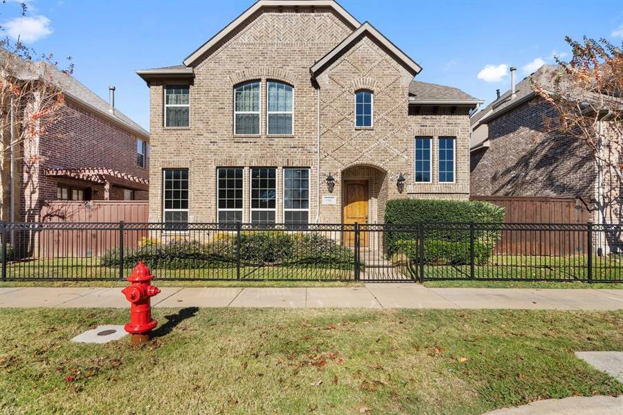 4067 Alpha Road, Farmers Branch, TX 75244