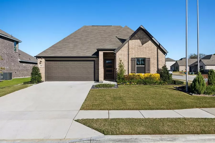 1911 Rolling Ridge Drive, Van Alstyne, TX 75495