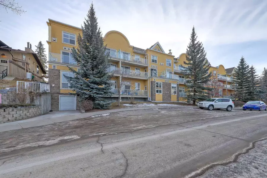 1631 28 AVE Southwest #101, Calgary, AB T2T 1J5