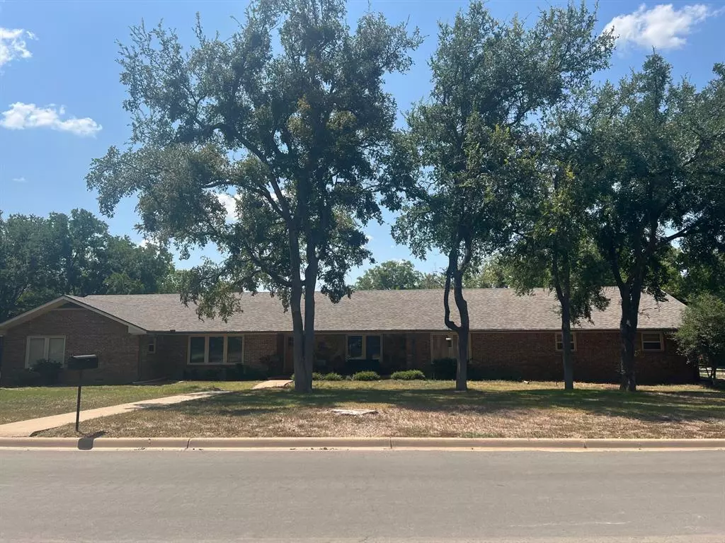 Graham, TX 76450,1002 Normandy Drive