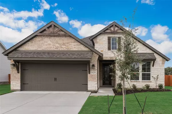 1429 Cedar Trail, Azle, TX 76020