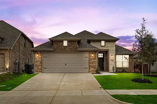 7705 Oakmeade, Joshua, TX 76058