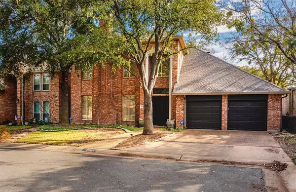 Dallas, TX 75248,17202 Meadow Tree Circle