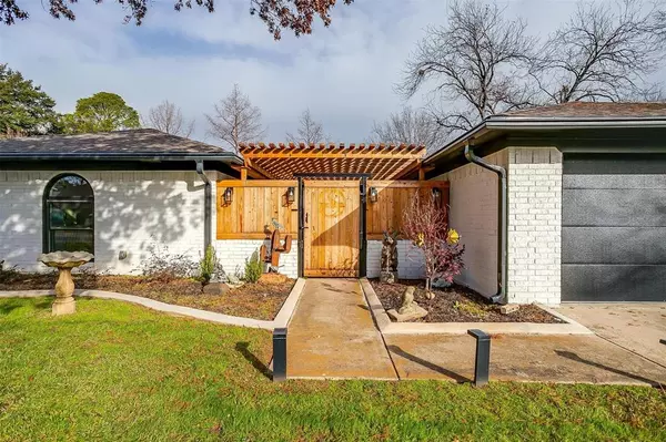 Arlington, TX 76016,5605 Kindling Court