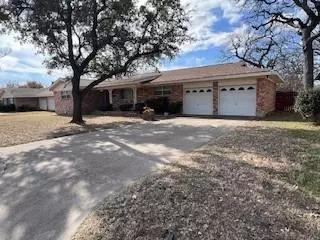 Hurst, TX 76053,1117 Hurstview Drive